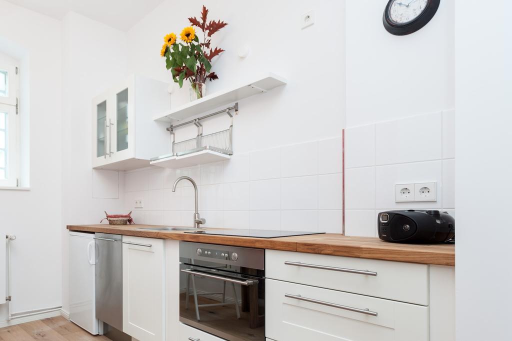 Lofty Torstr Apartments, 4 Unique Units From 1-3 Bedrooms In Mitte, Ideal For Families & Groups, From 2 Up To 8 Guests, Berlin